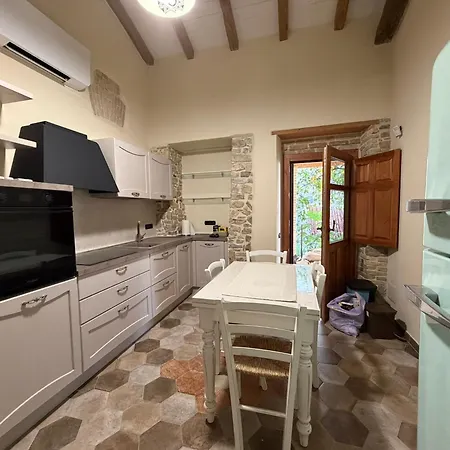 Guest house La Dimora Di Eleonora